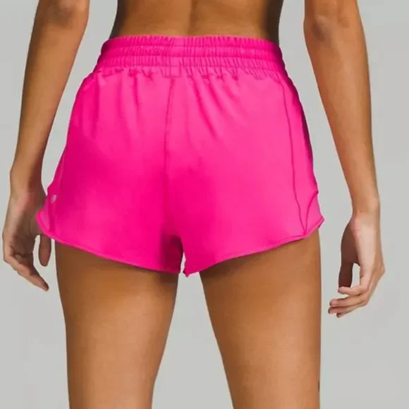 Lululemon Hotty Hot High-Rise Short 4" SONIC PINK  SIZE 4 Running  NWT 2022 - Picture 4 of 5